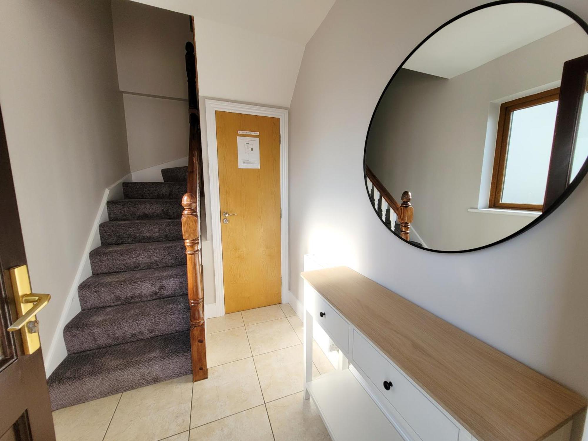 Donegan Court Aparthotel Galway Exterior photo
